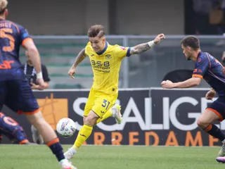 Klub Tomáša Suslova (na snímke) Hellas Verona ešte bojuje o záchranu. 