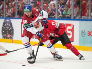 David Pastrnňák v zápase Švajčiarsko - Česko na MS v hokeji 2025