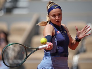 ONLINE: Rebecca Šramková - Madalena Matiasová, Billie Jean King Cup 2026 (2. dvojhra).