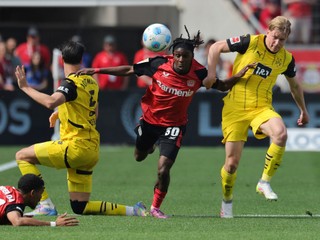 Jeremie Frimpong v drese Leverkusenu