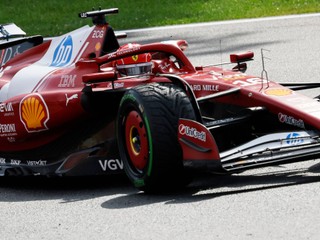 Ferrari Charlesa Leclerca.
