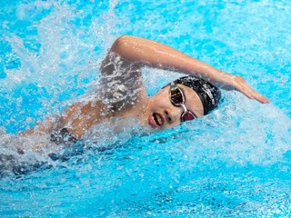Číňanka Jü C’-ti na MS v Singapure na 200 m polohové preteky.