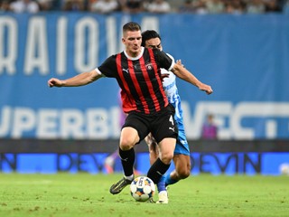 Fotka zo zápasu FC Universitatea Craiova - FC Spartak Trnava.