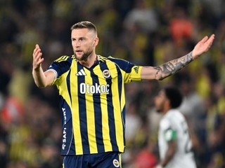 Milan Škriniar v drese Fenerbahce
