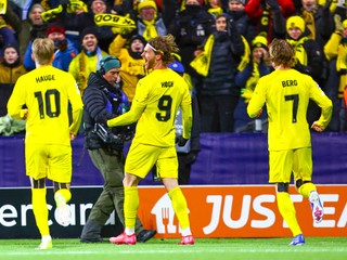 Hráči Bodö/Glimt oslavujú gól