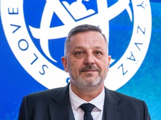 Peter Palenčík počas volebnej konferencie SFZ v Bratislave 27. februára 2026.