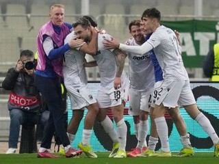 Hráči Viktorie sa radujú z gólu