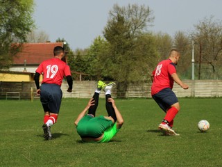 Aj v nižších súťažiach sa odohrávajú každý víkend zaujímavé futbalové súboje. 