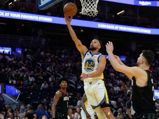 Stephen Curry v zápase s Houstonom.