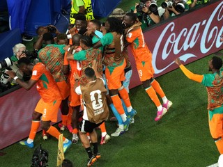 Ivory Coast's Amad Diallo, center left, celebrates with teammates after scoring their opening goal during the World Cup Group E soccer match between Ivory Coast and Ecuador in Philadelphia, Sunday, June 14, 2026. (AP Photo/Matt Rourke)
- Canada26
- Canada2026
- FIFA
- Mexico26
- Mexico2026
- soccer
- USA26
- USA2026
- worldcup
- worldcup26
- WorldCup2026
- futbol
- Canada26
- Canada2026
- FIFA
- Mexico26
- Mexico2026
- soccer
- USA26
- USA2026
- worldcup
- worldcup26
- WorldCup2026
- futbol