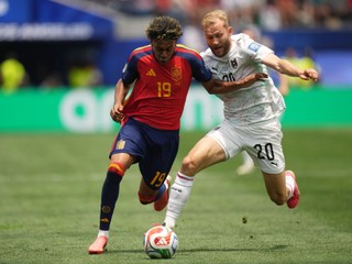 Spain's Lamine Yamal, left, and Austria's Konrad Laimer vie for the ball during a World Cup round of 32 soccer match in Inglewood, Calif., near Los Angeles, Thursday, July 2, 2026. (AP Photo/Andre Penner)

- Canada26
- Canada2026
- FIFA
- Mexico26
- Mexico2026
- soccer
- USA26
- USA2026
- worldcup
- worldcup26
- WorldCup2026
- futbol
- Canada26
- Canada2026
- FIFA
- Mexico26
- Mexico2026
- soccer
- USA26
- USA2026
- worldcup
- worldcup26
- WorldCup2026
- futbol