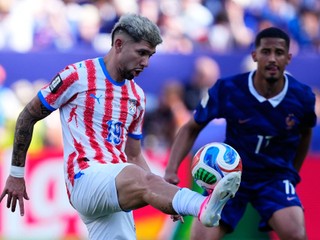 Paraguay's Julio Enciso kicks the ball during the World Cup round of 16 soccer match against France in Philadelphia, Saturday, July 4, 2026. (AP Photo/Petr David Josek)
- Canada26
- Canada2026
- FIFA
- Mexico26
- Mexico2026
- soccer
- USA26
- USA2026
- worldcup
- worldcup26
- WorldCup2026
- futbol
- Canada26
- Canada2026
- FIFA
- Mexico26
- Mexico2026
- soccer
- USA26
- USA2026
- worldcup
- worldcup26
- WorldCup2026
- futbol