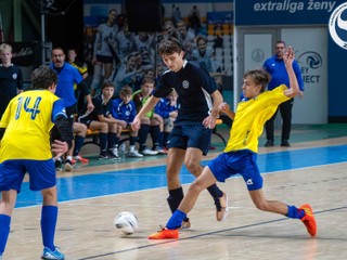 Momentka z najdramatickejšieho zápasu turnaja U15 - semifinále Nitra - Trnava.