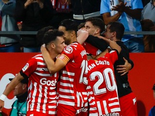 Futbalisti Girona FC sa tešia po strelenom góle.