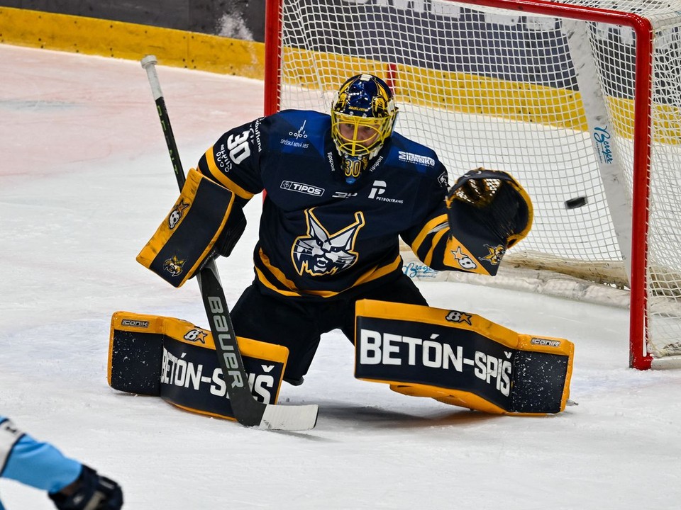Denis Godla.