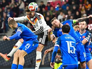 Na snímke hráči Slovenska počas zápasu A-skupiny európskej časti kvalifikácie MS2026 Nemecko - Slovensko v Lipsku.