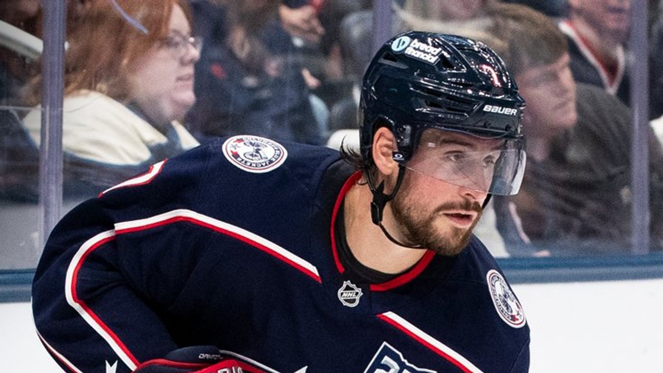 Brendan Smith v drese Columbusu Blue Jackets.