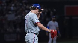 Adam Macko v drese Texasu Rangers.