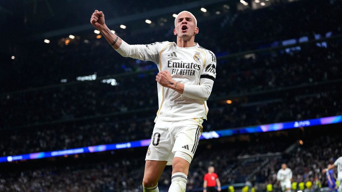 Franco Mastantuono oslavuje gól v zápase Real Madrid - Monaco