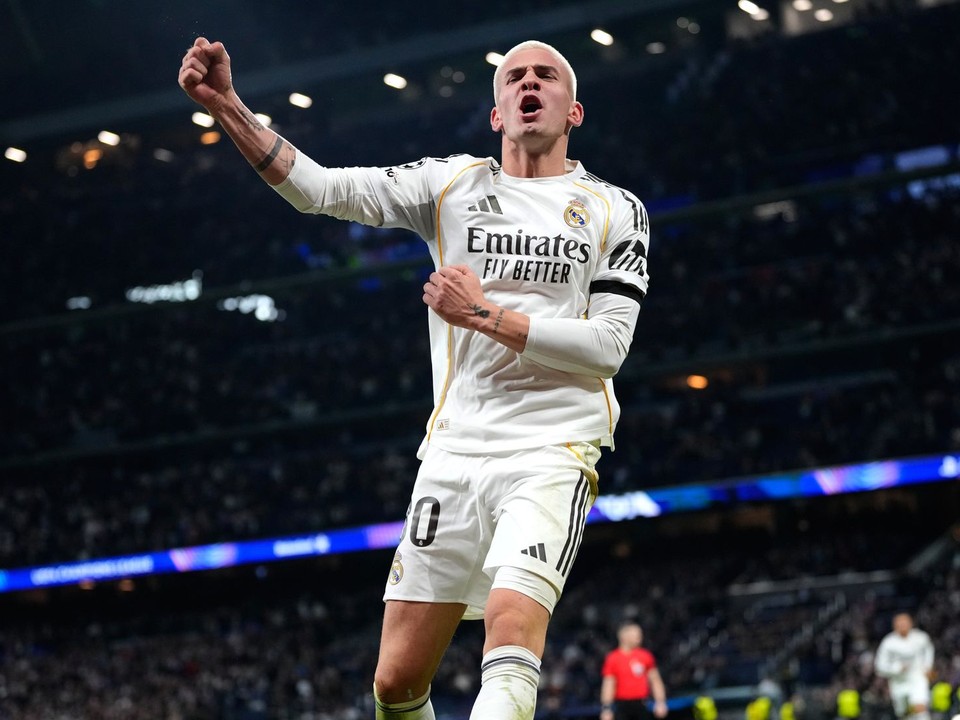 Franco Mastantuono oslavuje gól v zápase Real Madrid - Monaco