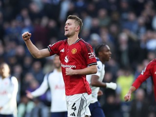 Matthijs de Ligt v drese Manchestru United.