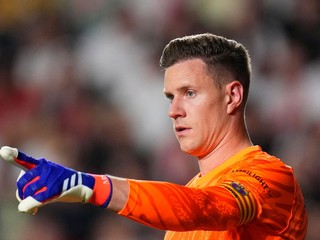 Brankár FC Barcelona Marc-André ter Stegen počas zápasu La Ligy.