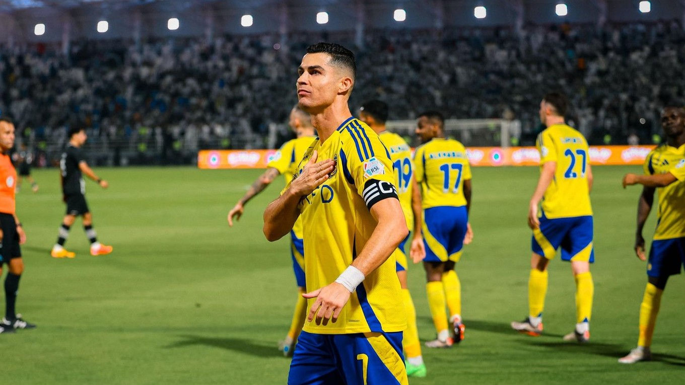 Cristiano Ronaldo po strelenom góle v drese Al-Nassr FC.