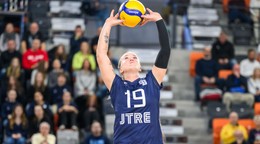 Abby Beth Brewsterová (Slovan)