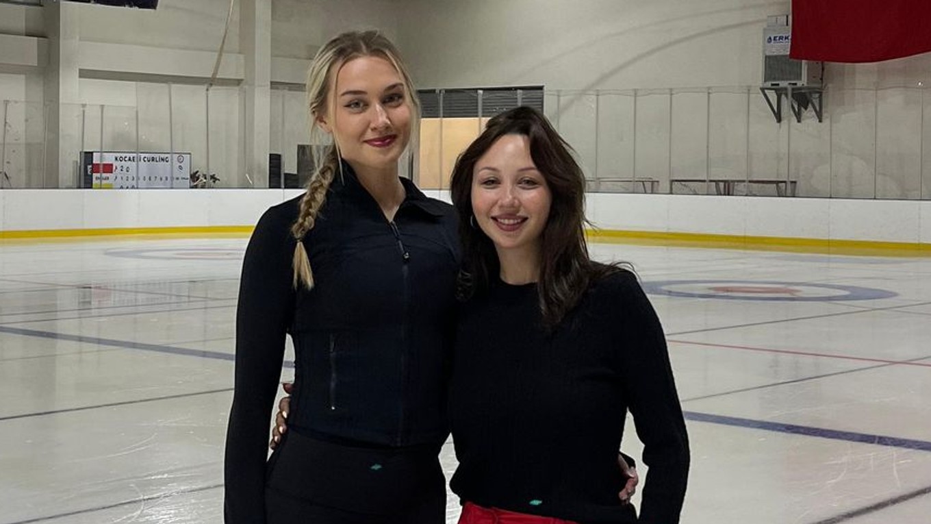 Vanesa Šelmeková a Jelizaveta Tuktamyševová.