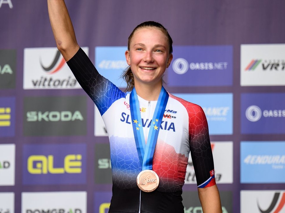 Viktória Chladoňová získala bronzovú medailu v časovke U23 na ME v cyklistike 2026.