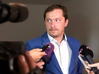 Šéf hokejistov Nových Zámkov Imre Valášek.