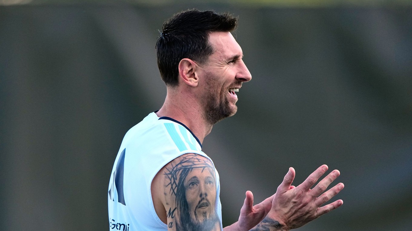 Argentínsky futbalista Lionel Messi počas tréningu.