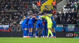 Futbalisti Slovenska pred zápasom so Severným Írskom.