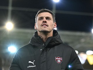 Na snímke tréner Trnavy Martin Škrtel.