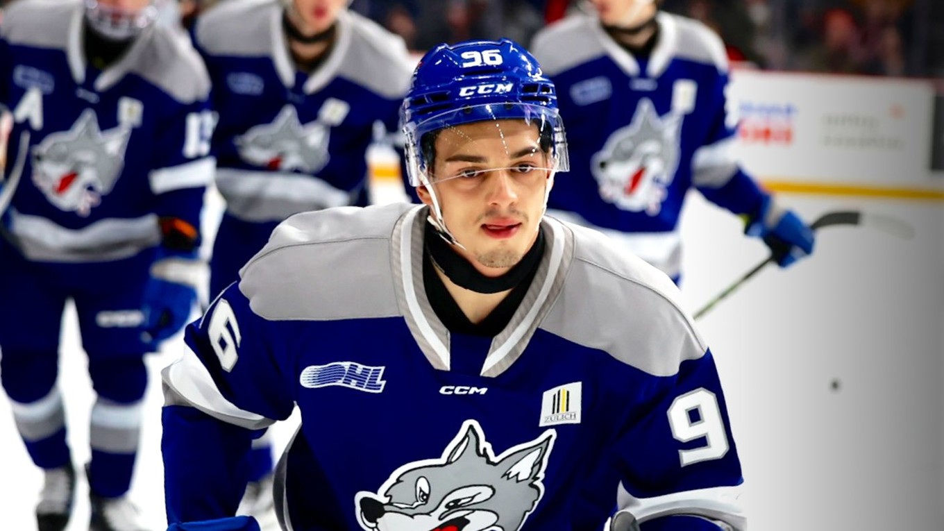 Ondrej Molnár v drese Sudbury.