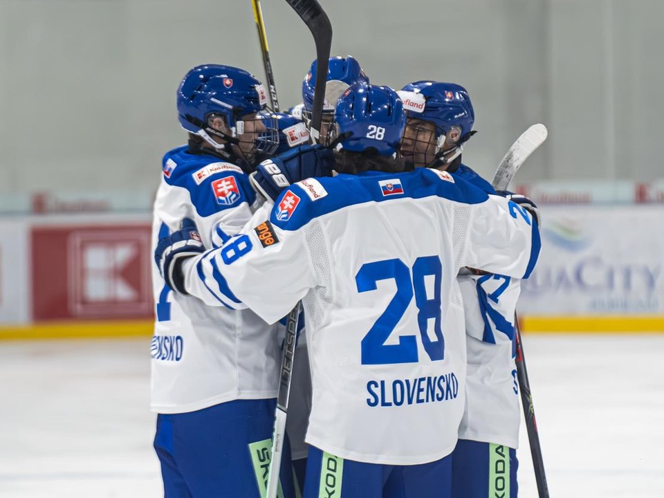 Slovenskí hokejisti do 18 rokov.