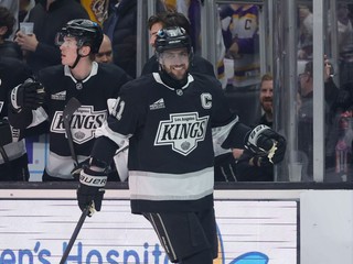 Anže Kopitar v drese Los Angeles Kings.