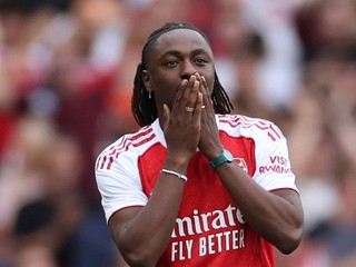 Eberechi Eze bol predstavený ako nová posila londýnskeho Arsenalu.