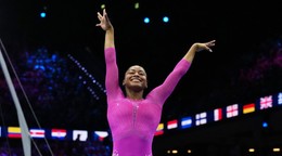Americká gymnastka Skye Blakelyová.