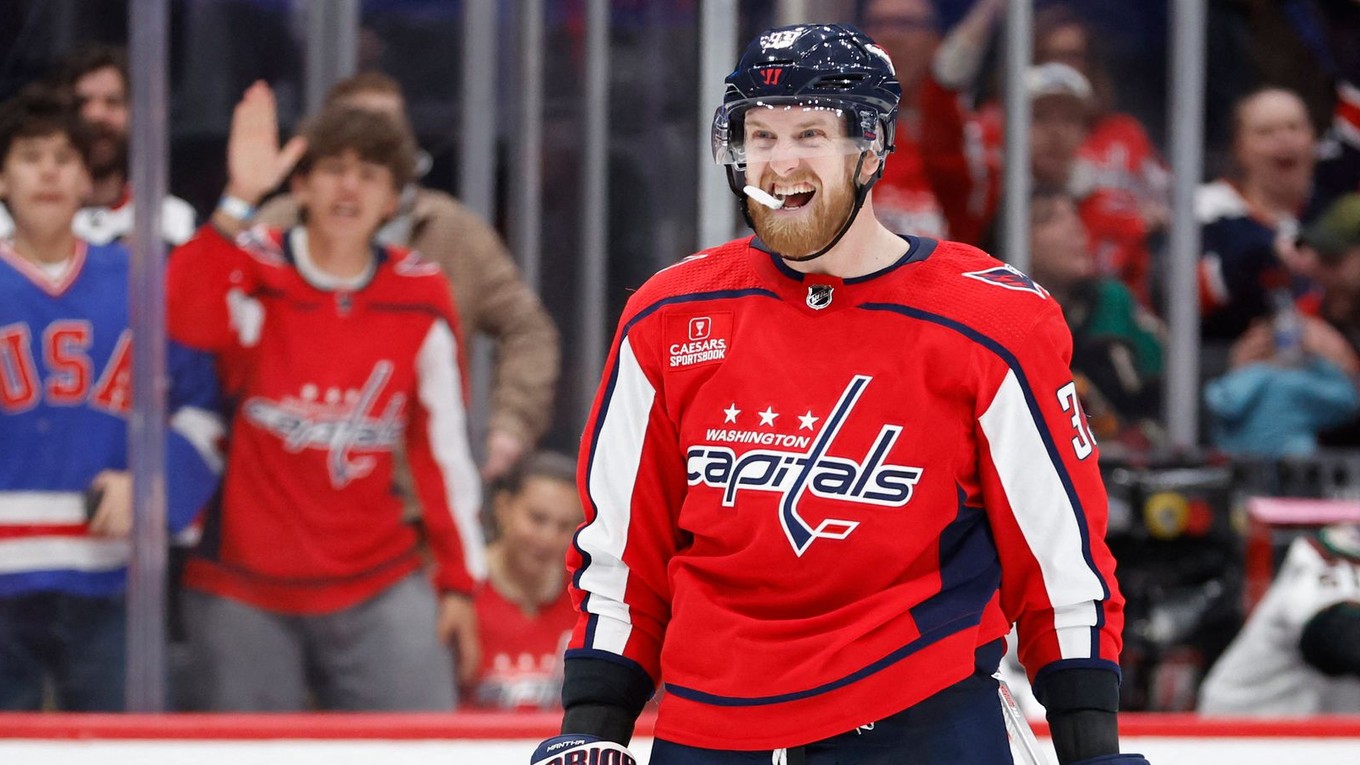 Anthony Mantha v drese Washingtonu.