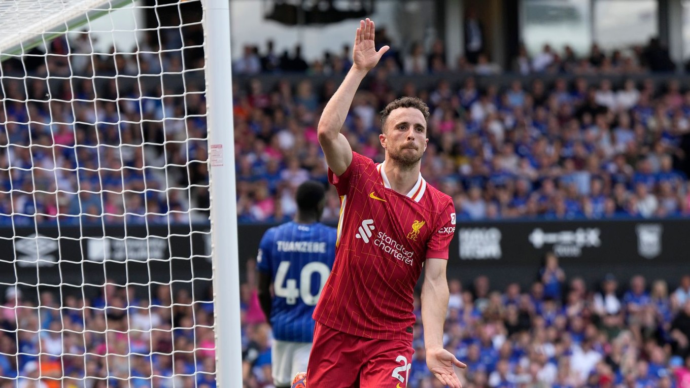 Diogo Jota sa teší po strelenom góle v zápase Ipswich Town - Liverpool FC v Premier League v auguste 2024.