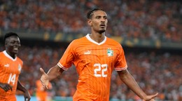 Sebastien Haller v drese Pobrežia Slonoviny.