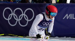 Slovenská lyžiarka Katarína Šrobová po zjazde v tímovej súťaži na ZOH 2026.