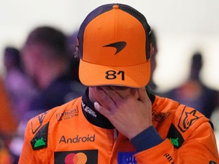Sklamaný jazdec McLarenu Oscar Piastri po Veľkej cene Kataru F1.