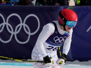 Slovenská lyžiarka Katarína Šrobová po zjazde v tímovej súťaži na ZOH 2026.