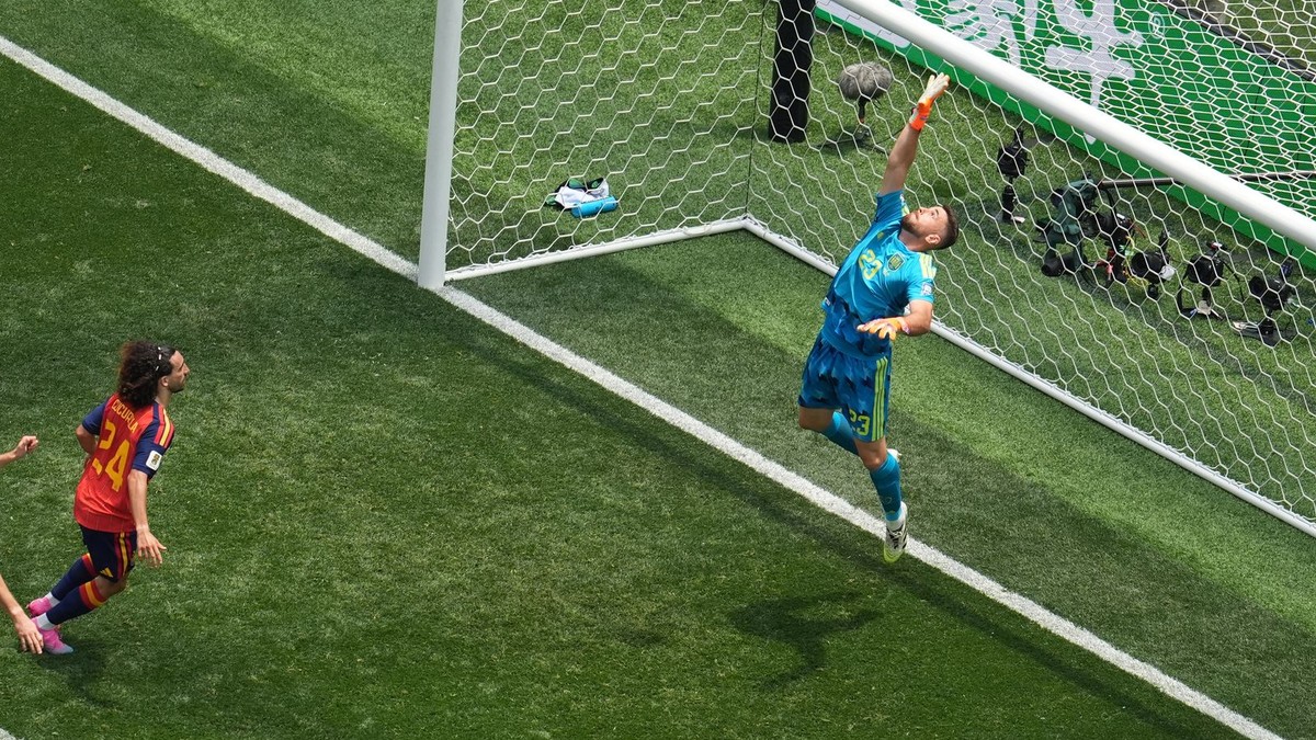 Španielsky brankár Unai Simon počas zápasu proti Rakúsku na MS 2026.