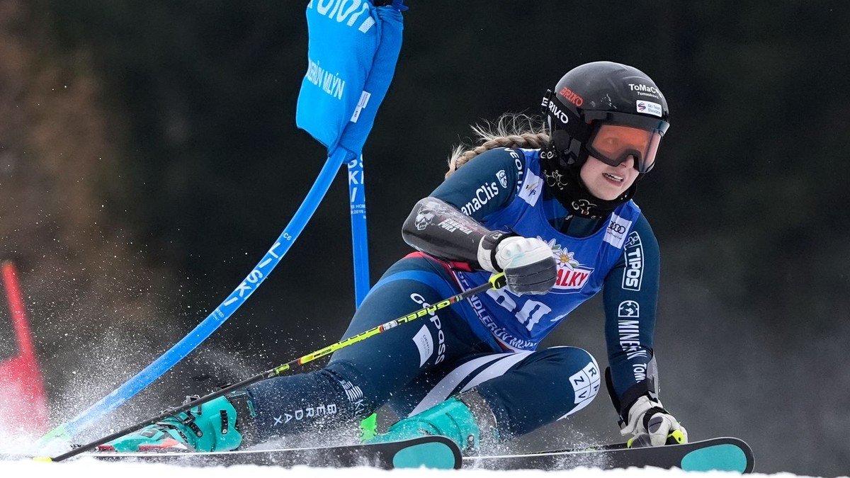 ONLINE: Rebeka Jančová dnes ide super-G v zjazdovom lyžovaní na ZOH 2026.