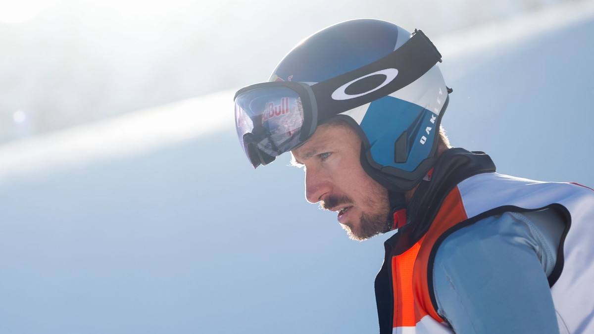 Lyžiar Marcel Hirscher sa vo farbách Holandska vrátil do Svetového pohára.