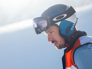 Lyžiar Marcel Hirscher sa vo farbách Holandska vrátil do Svetového pohára.