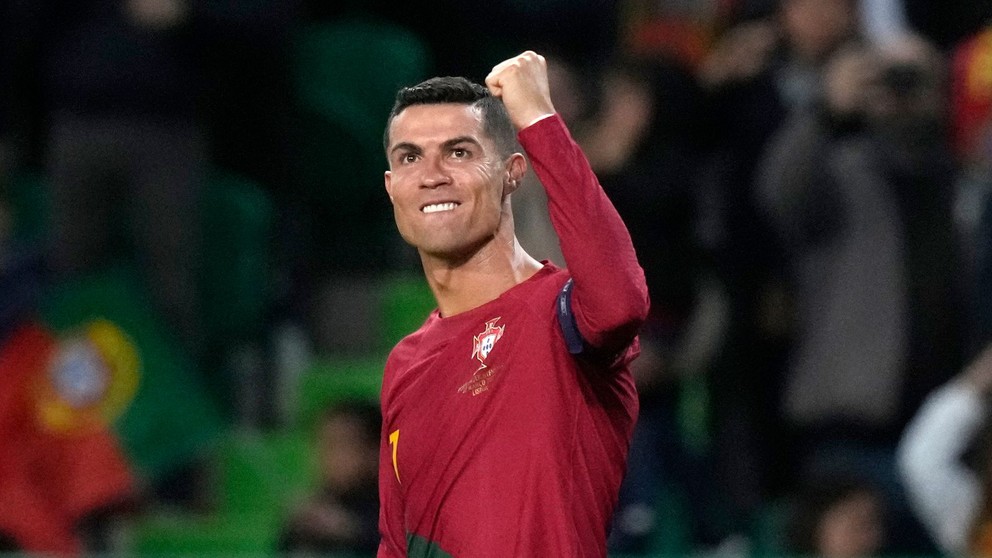 Cristiano Ronaldo v drese Portugalska.